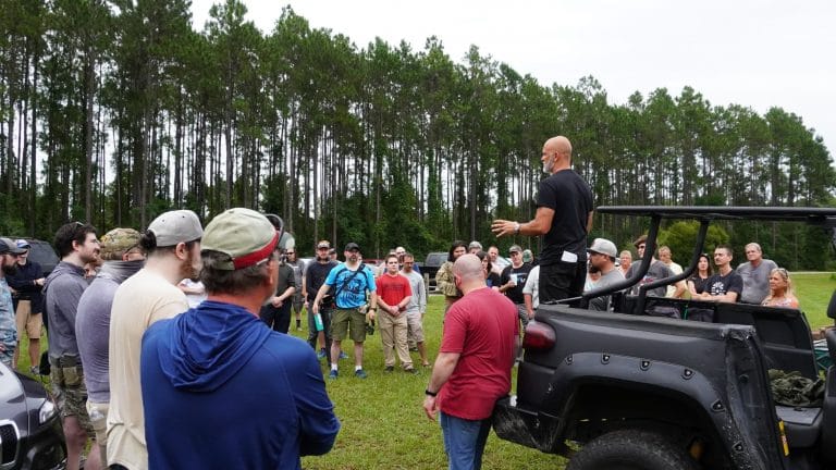 Rob Pincus speaks to competitors at the first annual Gun Makers Match