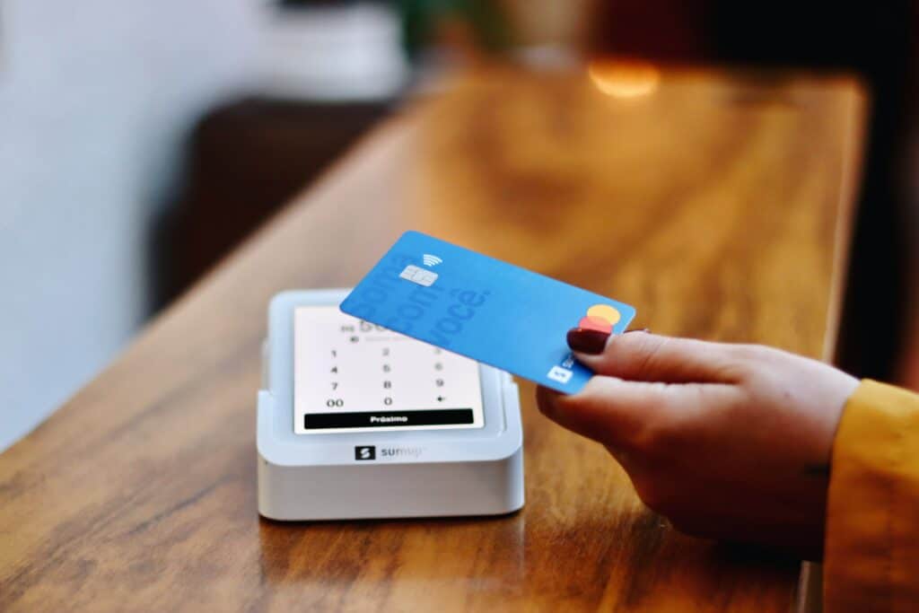 A customer uses a credit card during checkout